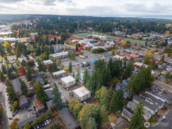 7505 212th Street SW C301, Edmonds WA 98026