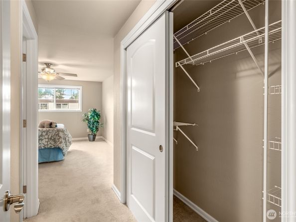 7505 212th Street SW C301, Edmonds WA 98026