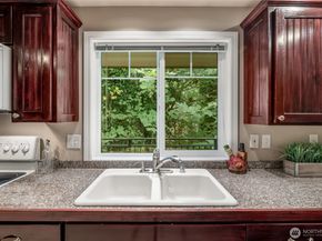 7505 212th Street SW C301, Edmonds WA 98026