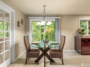 7505 212th Street SW C301, Edmonds WA 98026