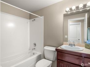 7505 212th Street SW C301, Edmonds WA 98026