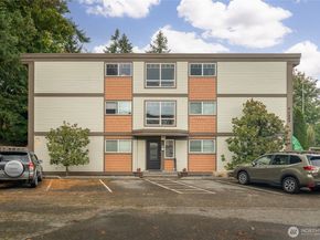 7505 212th Street SW C301, Edmonds WA 98026