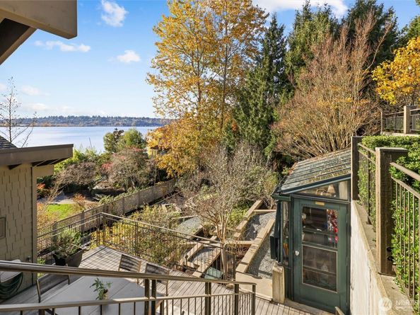 11122 79th Place NE, Kirkland WA 98034