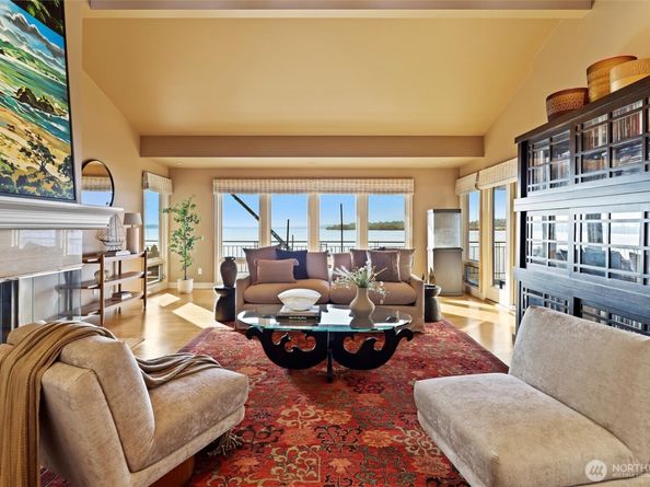 11122 79th Place NE, Kirkland WA 98034