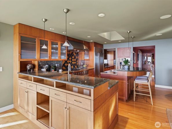 11122 79th Place NE, Kirkland WA 98034