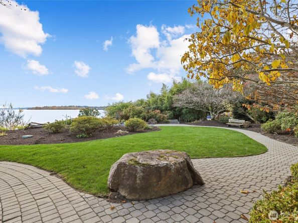 11122 79th Place NE, Kirkland WA 98034