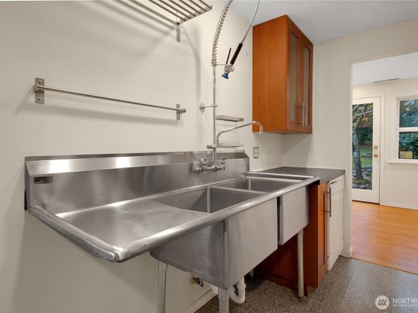 1316 SW 116th Street, Seattle WA 98146