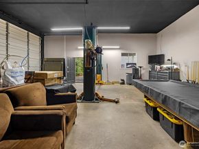 525 192nd Place SE, Bothell WA 98012