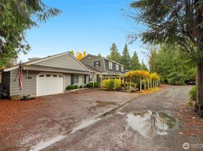 525 192nd Place SE, Bothell WA 98012