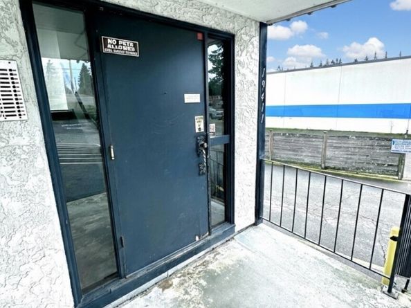 19411 56th Avenue W 115, Lynnwood WA 98036