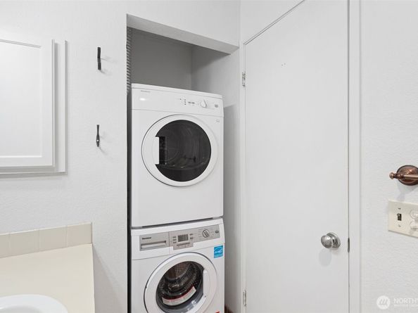 2727 E Franklin 102, Seattle WA 98102