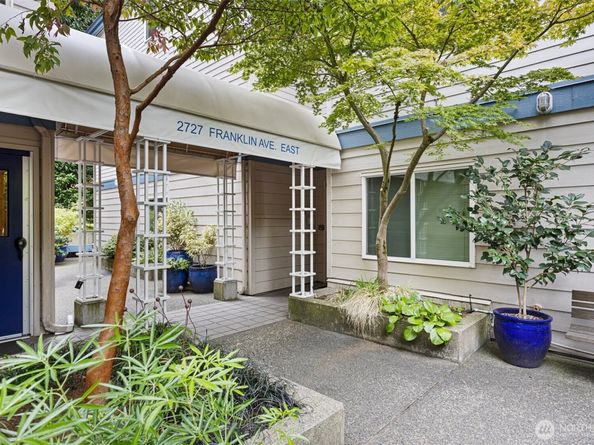2727 E Franklin 102, Seattle WA 98102