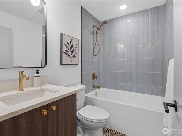 4106 49th Avenue SW, Seattle WA 98116