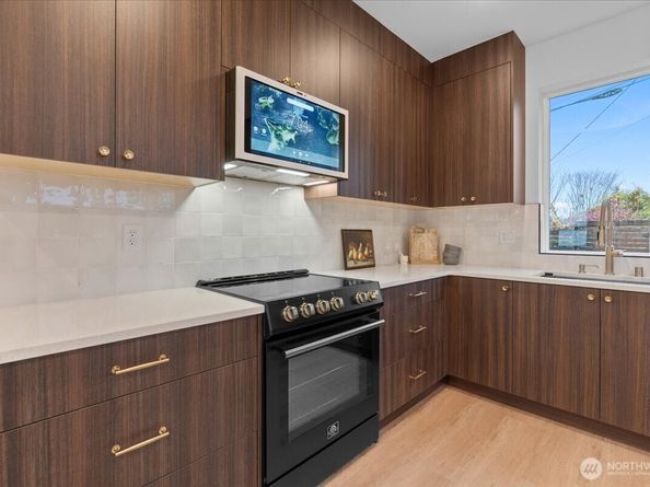 4106 49th Avenue SW, Seattle WA 98116