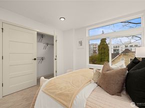 7005 9th Avenue NE, Seattle WA 98115