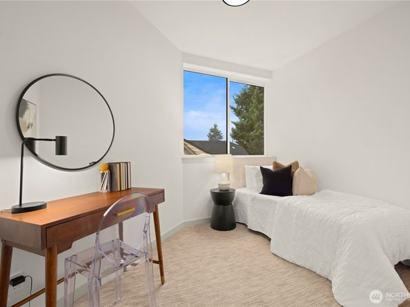 7005 9th Avenue NE, Seattle WA 98115