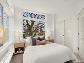 7005 9th Avenue NE, Seattle WA 98115