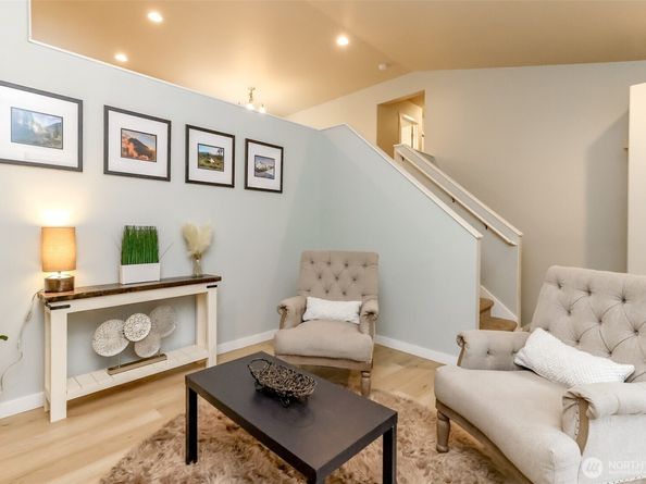 30980 Wood Creek Place NE, Poulsbo WA 98370