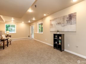 30980 Wood Creek Place NE, Poulsbo WA 98370