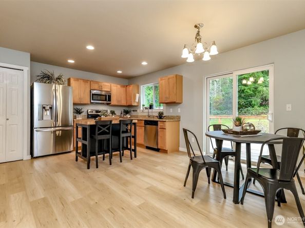 30980 Wood Creek Place NE, Poulsbo WA 98370