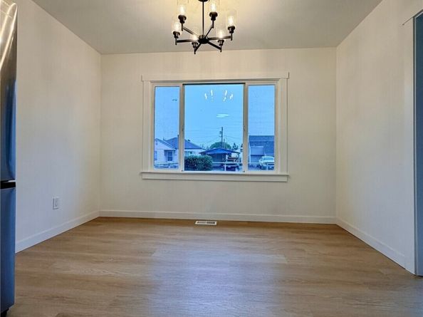 127 15th Street SE, Auburn WA 98002