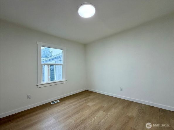 127 15th Street SE, Auburn WA 98002