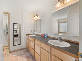 7972 39th Avenue S, Seattle WA 98118