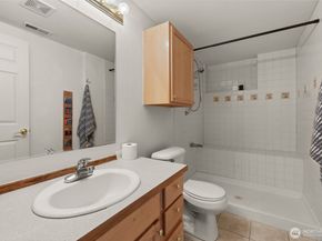 7972 39th Avenue S, Seattle WA 98118