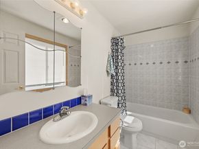 7972 39th Avenue S, Seattle WA 98118