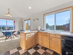 7972 39th Avenue S, Seattle WA 98118