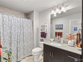 50 Pine Street 103, Edmonds WA 98020