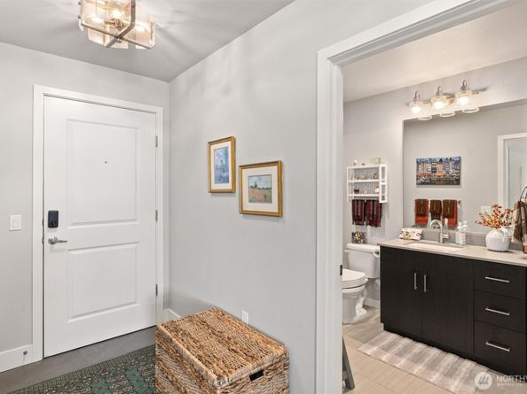 50 Pine Street 103, Edmonds WA 98020