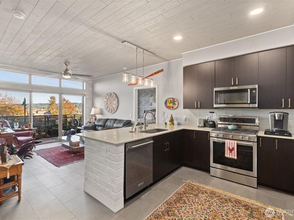 50 Pine Street 103, Edmonds WA 98020