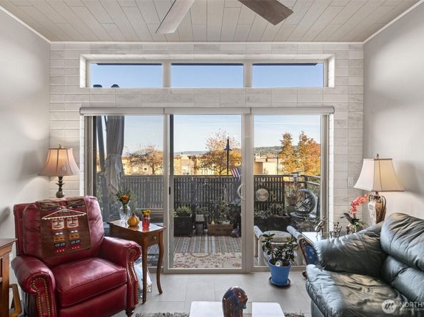 50 Pine Street 103, Edmonds WA 98020