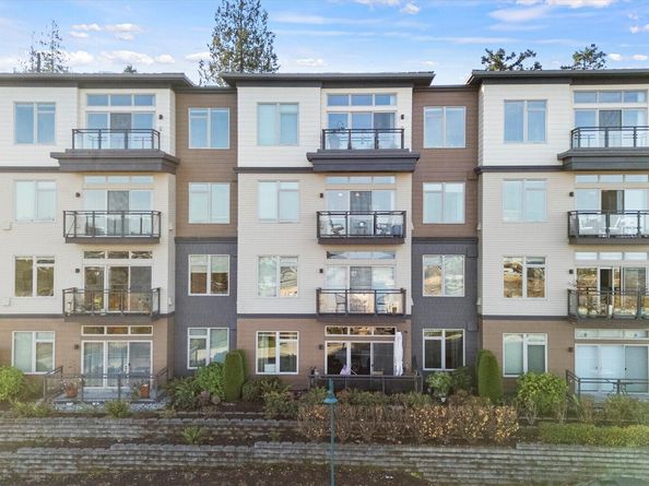 50 Pine Street 103, Edmonds WA 98020