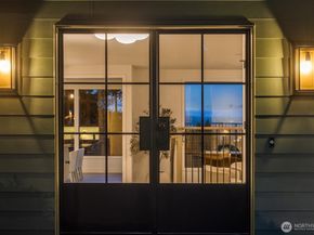 2627 96th Avenue NE, Clyde Hill WA 98004