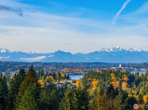 2627 96th Avenue NE, Clyde Hill WA 98004