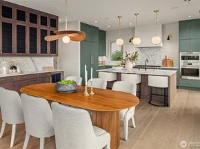 2627 96th Avenue NE, Clyde Hill WA 98004