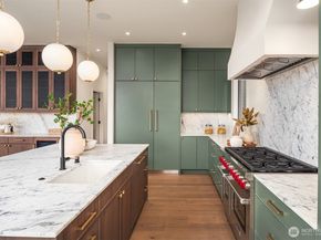 2627 96th Avenue NE, Clyde Hill WA 98004