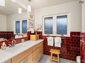 18440 Fjord Drive NE, Poulsbo WA 98370