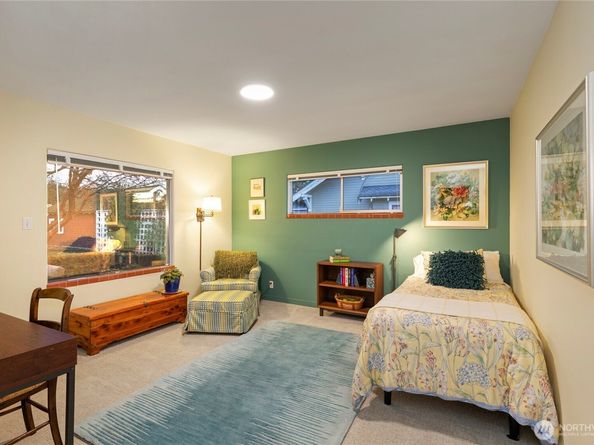 18440 Fjord Drive NE, Poulsbo WA 98370