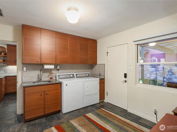 18440 Fjord Drive NE, Poulsbo WA 98370