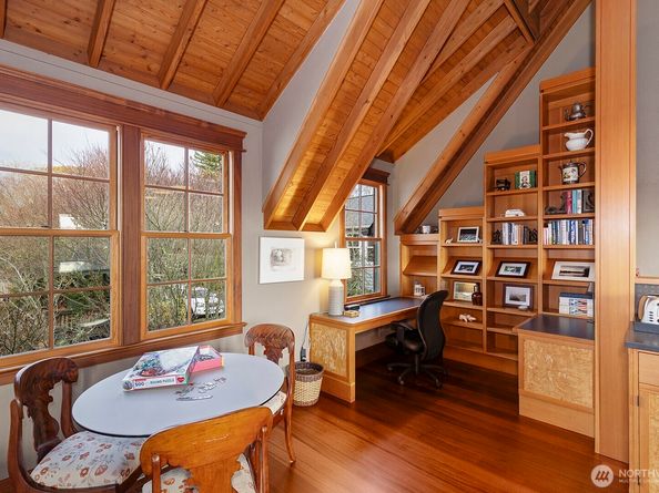 18440 Fjord Drive NE, Poulsbo WA 98370