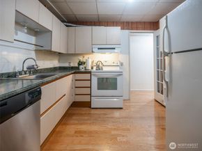 928 N 98th Street, Seattle WA 98103