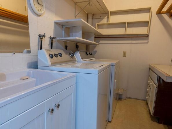 928 N 98th Street, Seattle WA 98103