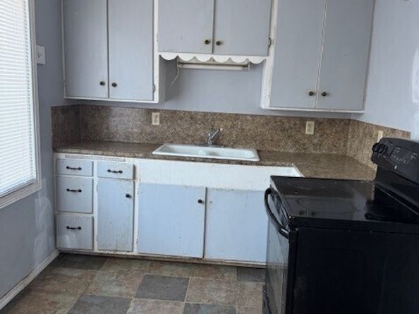 7464 S 118th Place, Seattle WA 98178