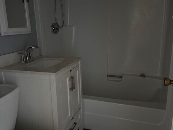 7464 S 118th Place, Seattle WA 98178