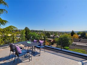 627 B W Emerson Street, Seattle WA 98119