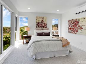 627 B W Emerson Street, Seattle WA 98119