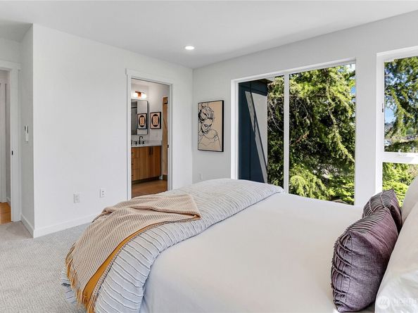 627 B W Emerson Street, Seattle WA 98119